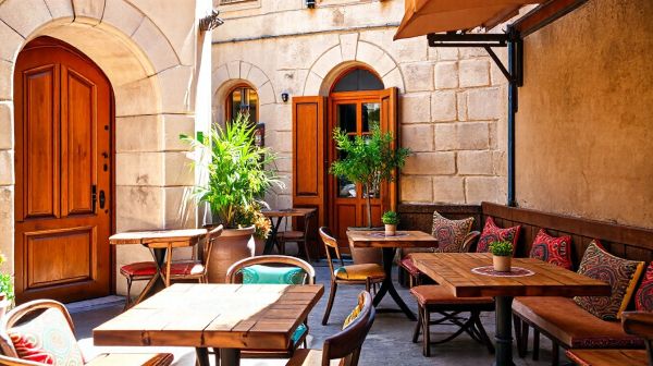 Top 5 restaurants tunisiens à Lyon : notre choix chouchou